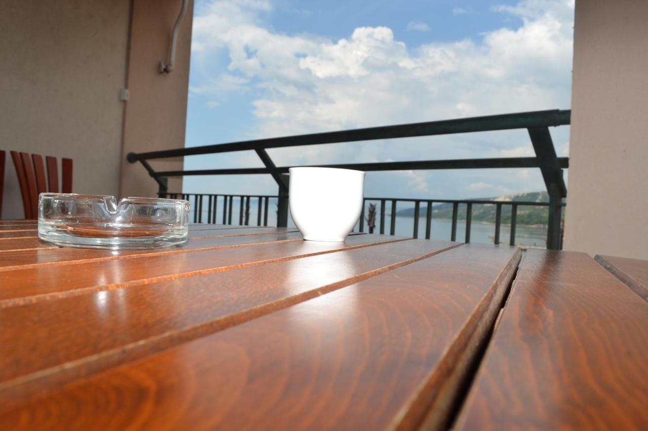 Port Balchik Apartment Ngoại thất bức ảnh