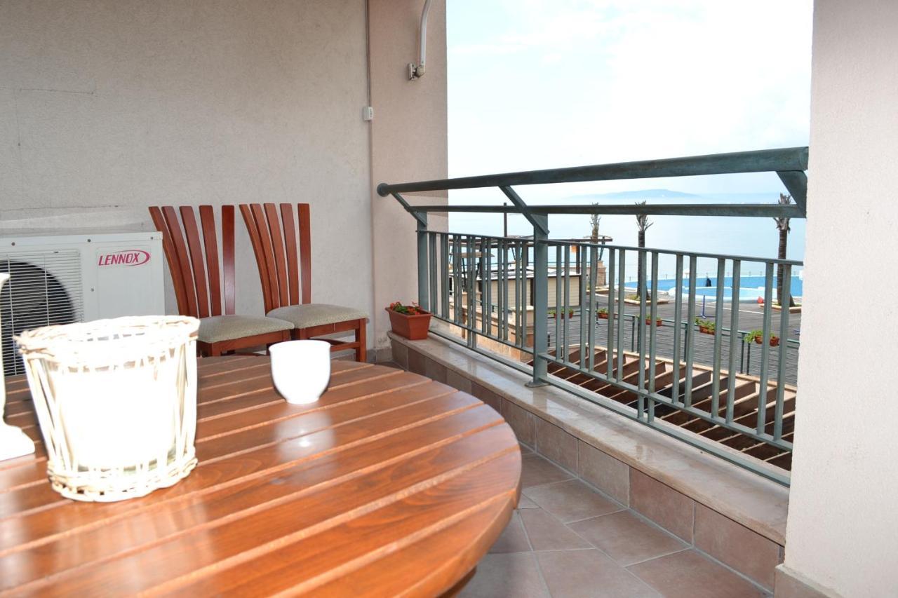 Port Balchik Apartment Ngoại thất bức ảnh